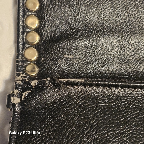 Cache Clutch - Picture 3 of 12